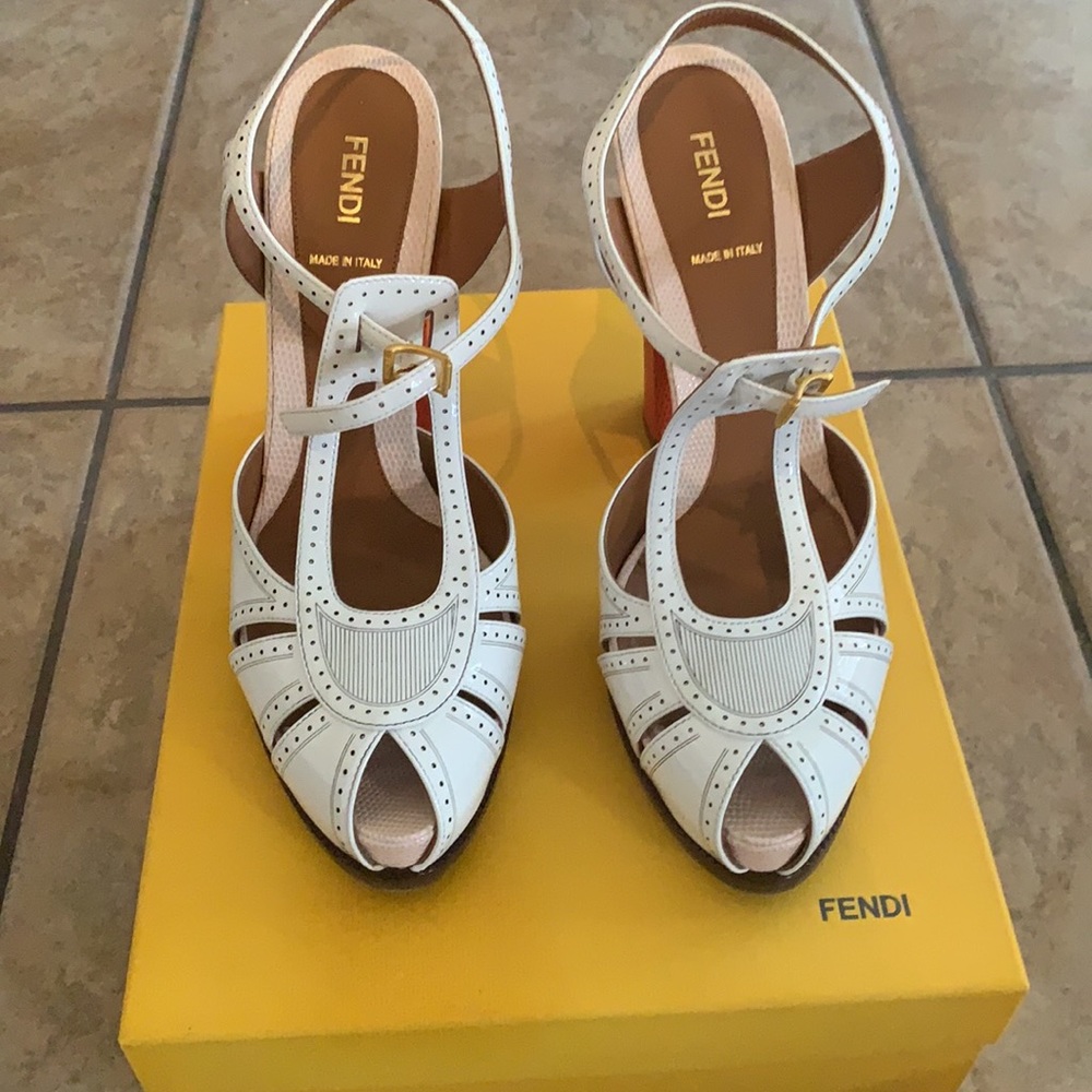 Fendi Chameleon T-Strap Sandals Heels 10 - Picture 4 of 7